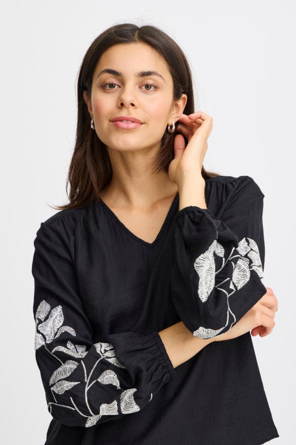 Fransa Floral Detail Blouse Black White