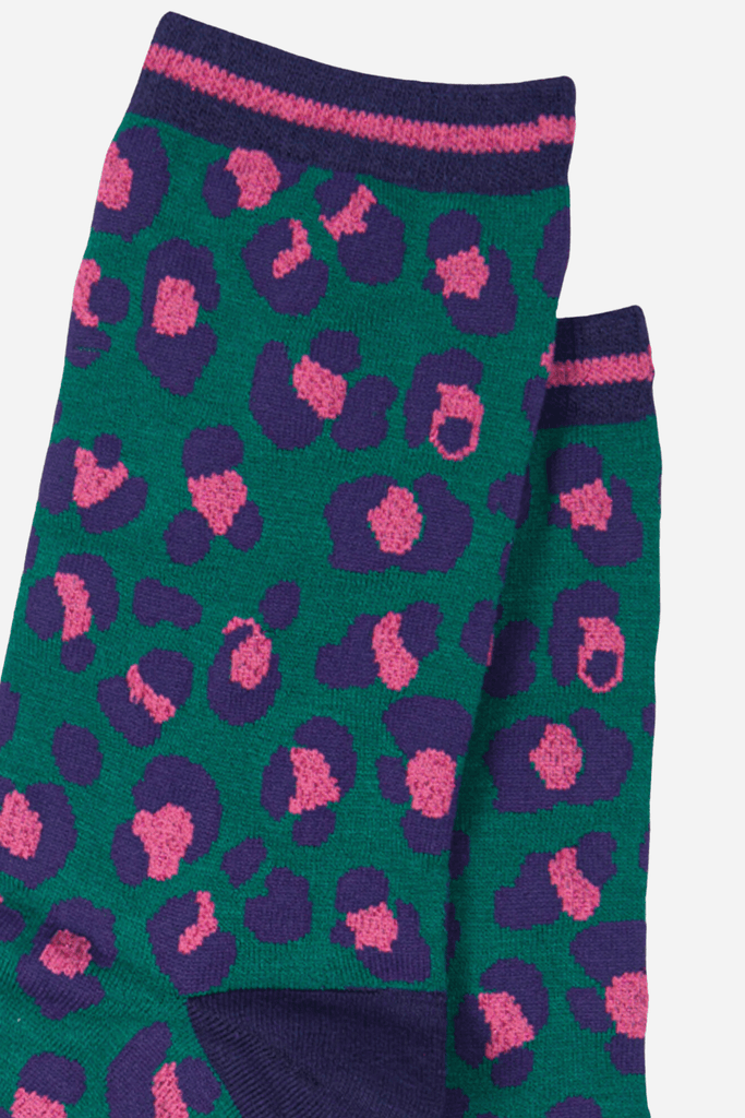 Sock Talk - Women's Bamboo Socks Leopard Print Ankle Socks Green Pink UK 3-7 | EU 36-40 | US 5-9