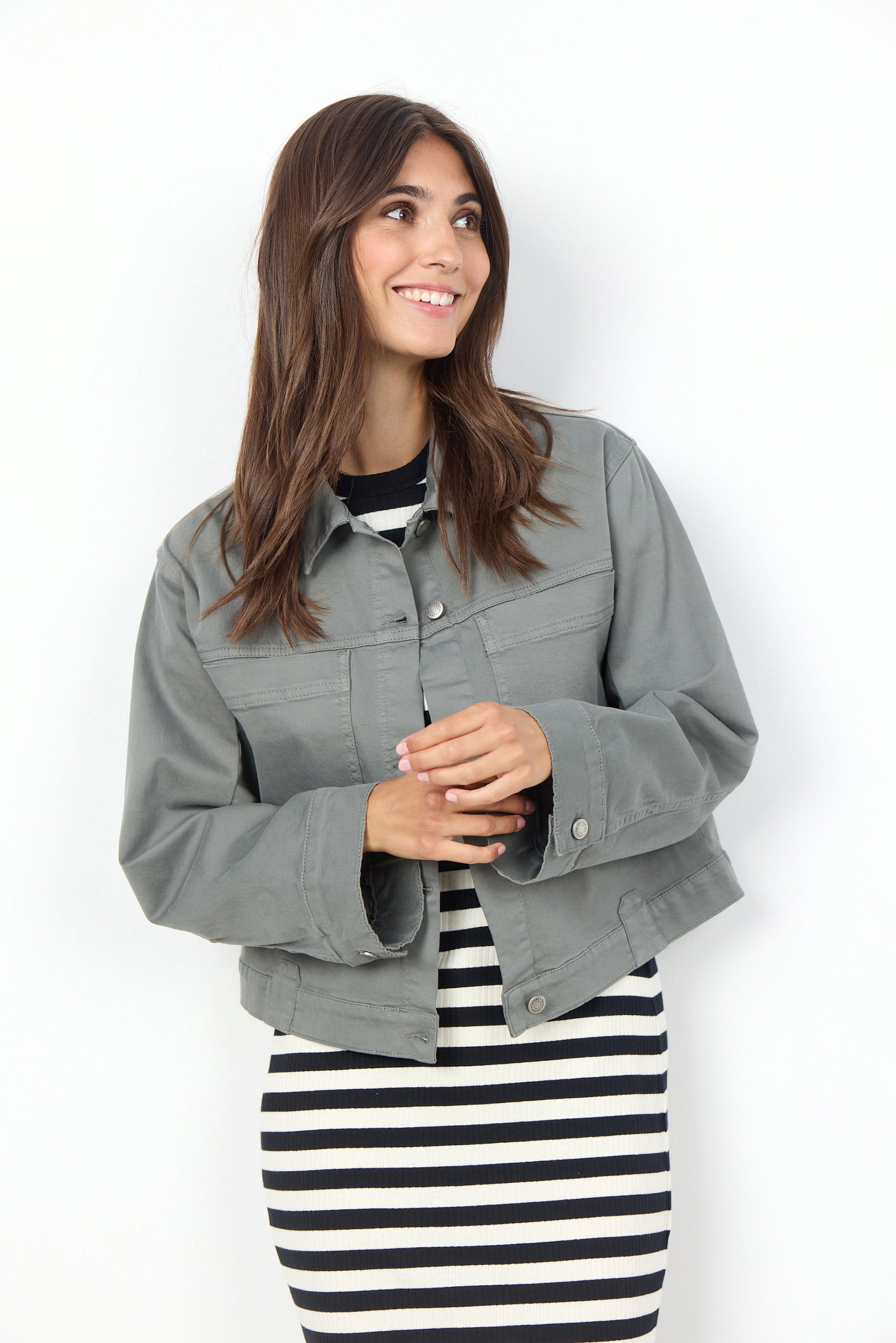 Short sale cotton jacket